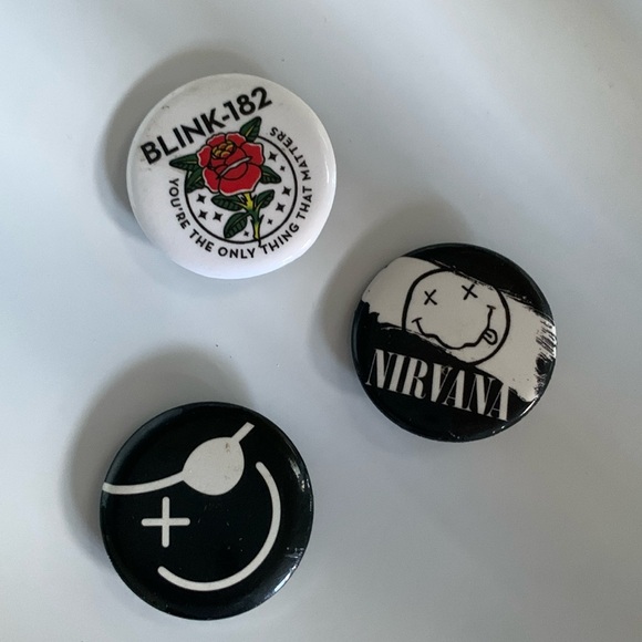 Nirvana - Blink 182 - Loungefly Pirate Lapel Pins Set of 3 - Picture 1 of 4